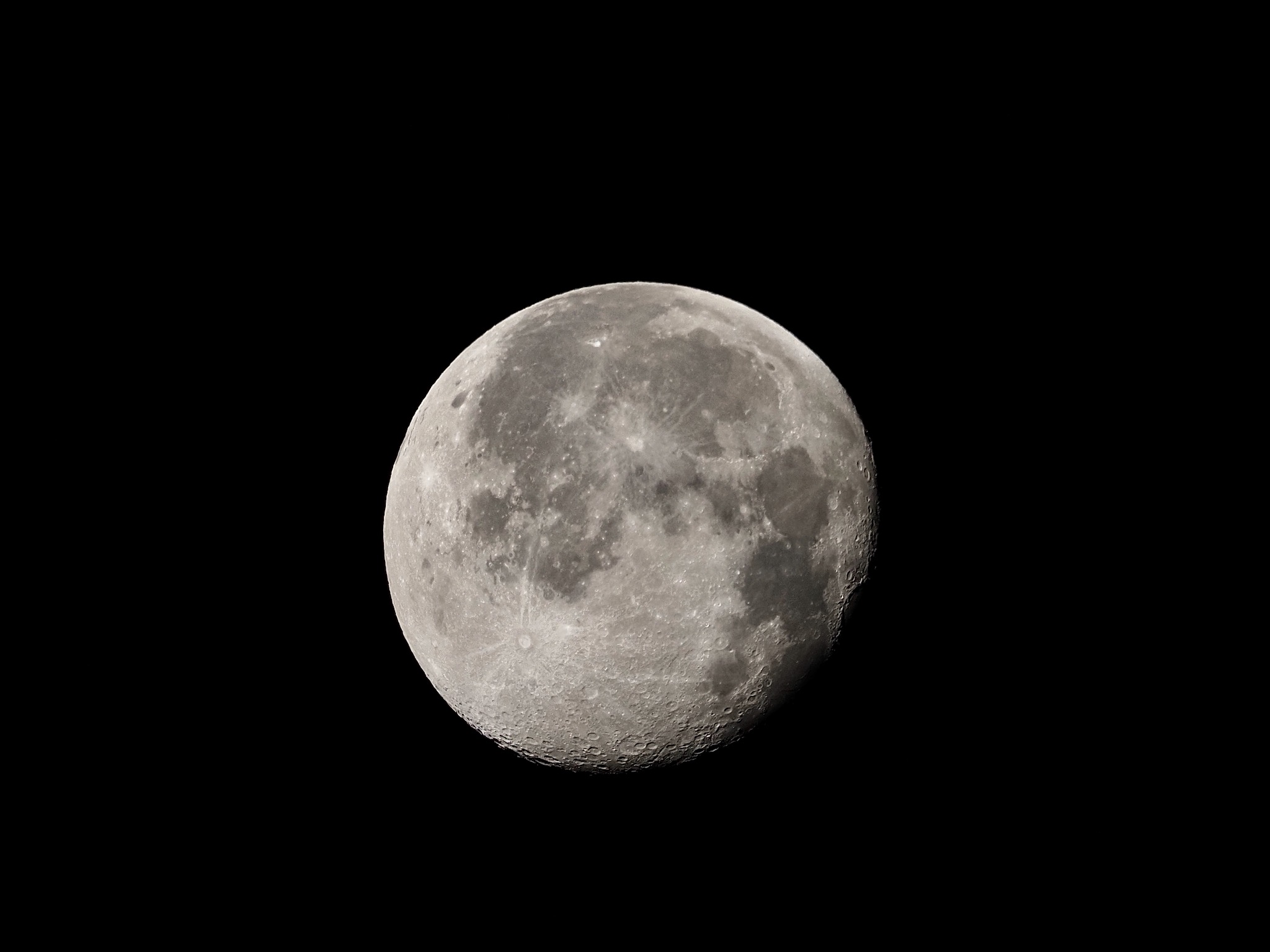 The moon on 20 January 2022