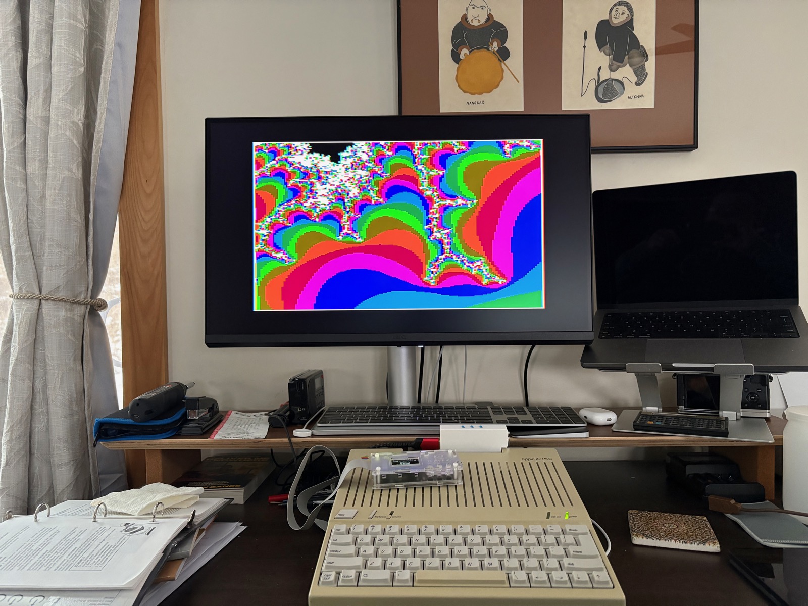 Mandelbrot set rendered by an Apple IIc Plus on a 27