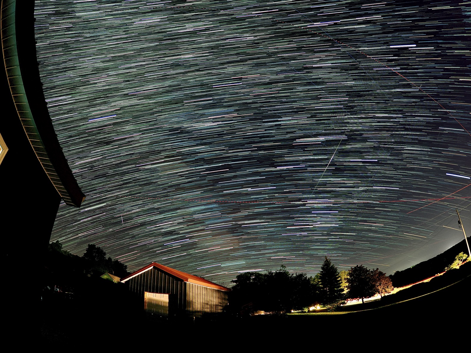 Star trails from a Live Composite image taken with an OM System OM-1 with an 8mm/f1.8 fisheye lens looking south